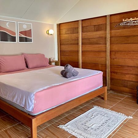 Sunset Beach Resort Weh سابانغ المظهر الخارجي الصورة