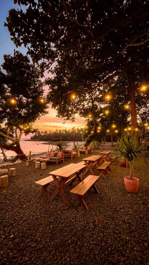 Sunset Beach Resort Weh سابانغ المظهر الخارجي الصورة