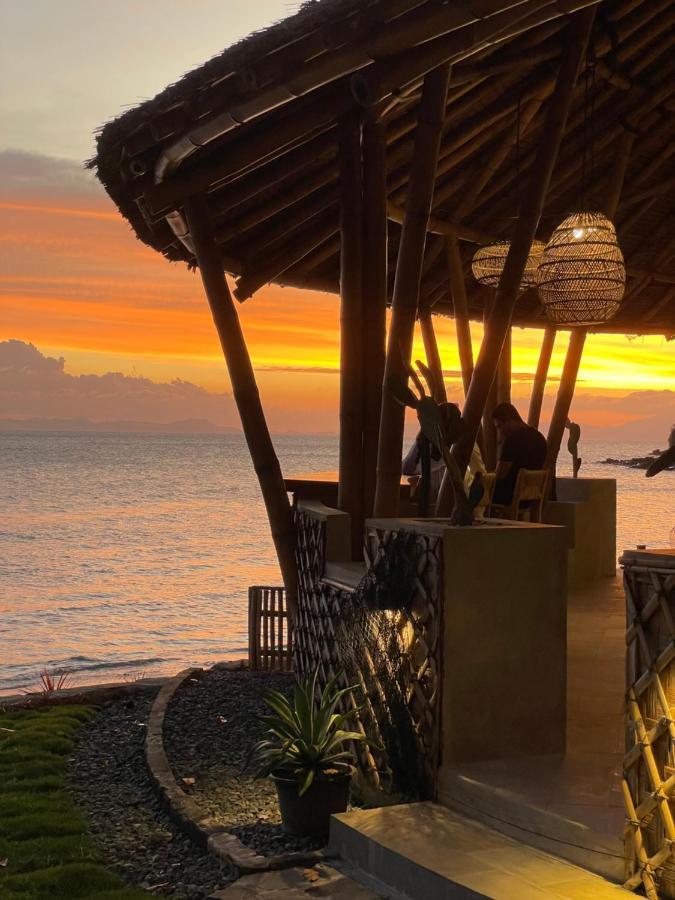 Sunset Beach Resort Weh سابانغ المظهر الخارجي الصورة